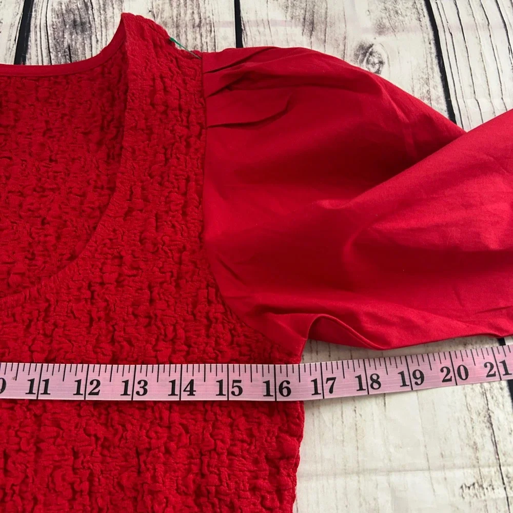 Anthropologie Red Textured Popcorn Knit Puff Sleeve Button Front‎ Smocked Top L